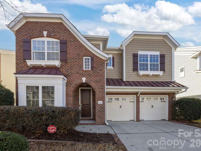 9429 Ridgeforest Drive, Charlotte, NC 28277.  MLS# CAR4337746, YatesRealty ID 11349. 