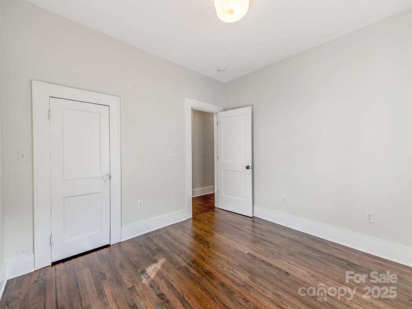 518 5th Avenue, Gastonia, NC 28052.  MLS# CAR4328193, YatesRealty ID 1135. 