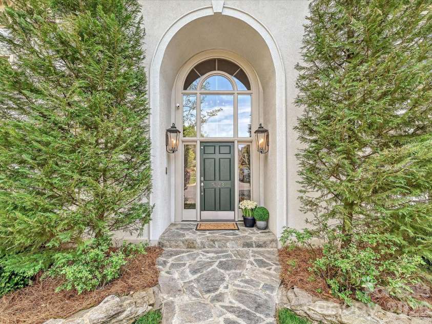 5223 Haynes Hall Place, Charlotte, NC 28270.  MLS# CAR4364608, YatesRealty ID 11351. 
