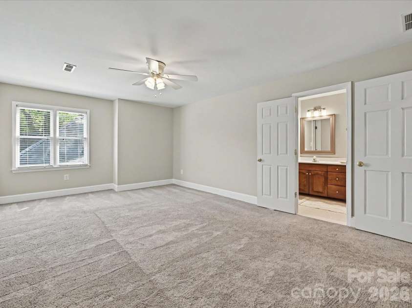 5223 Haynes Hall Place, Charlotte, NC 28270.  MLS# CAR4364608, YatesRealty ID 11351. 