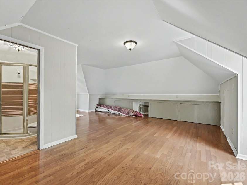 5223 Haynes Hall Place, Charlotte, NC 28270.  MLS# CAR4364608, YatesRealty ID 11351. 