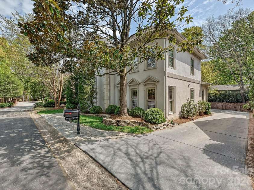 5223 Haynes Hall Place, Charlotte, NC 28270.  MLS# CAR4364608, YatesRealty ID 11351. 