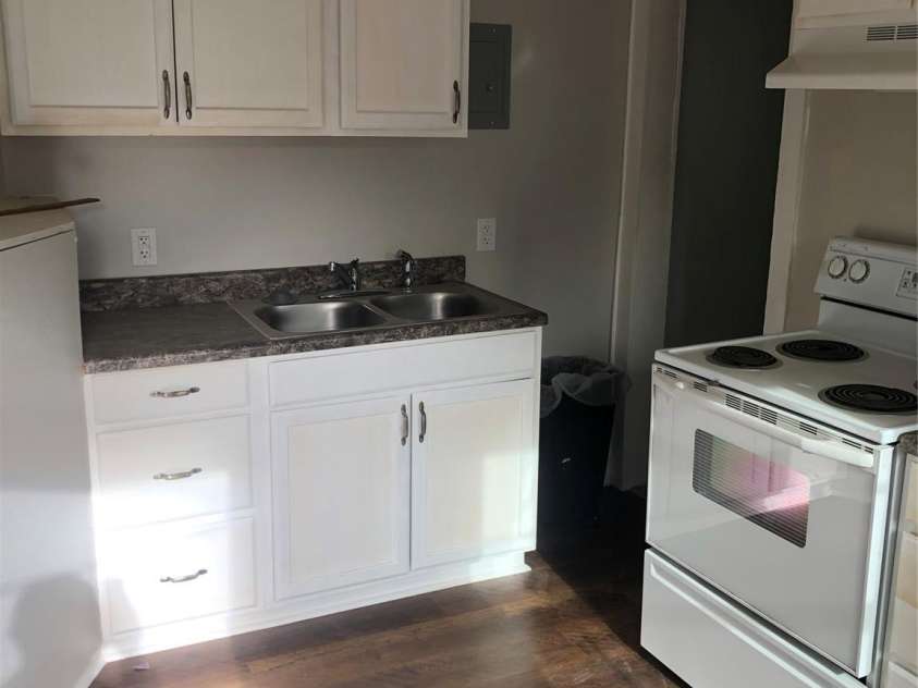 424 Skyland Avenue, Charlotte, NC 28205.  MLS# CAR4250697, YatesRealty ID 11352. 424