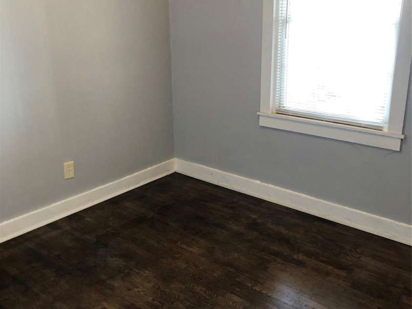 424 Skyland Avenue, Charlotte, NC 28205.  MLS# CAR4250697, YatesRealty ID 11352. 426