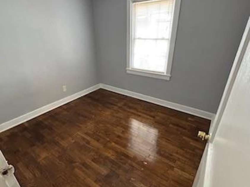 424 Skyland Avenue, Charlotte, NC 28205.  MLS# CAR4250697, YatesRealty ID 11352. 426