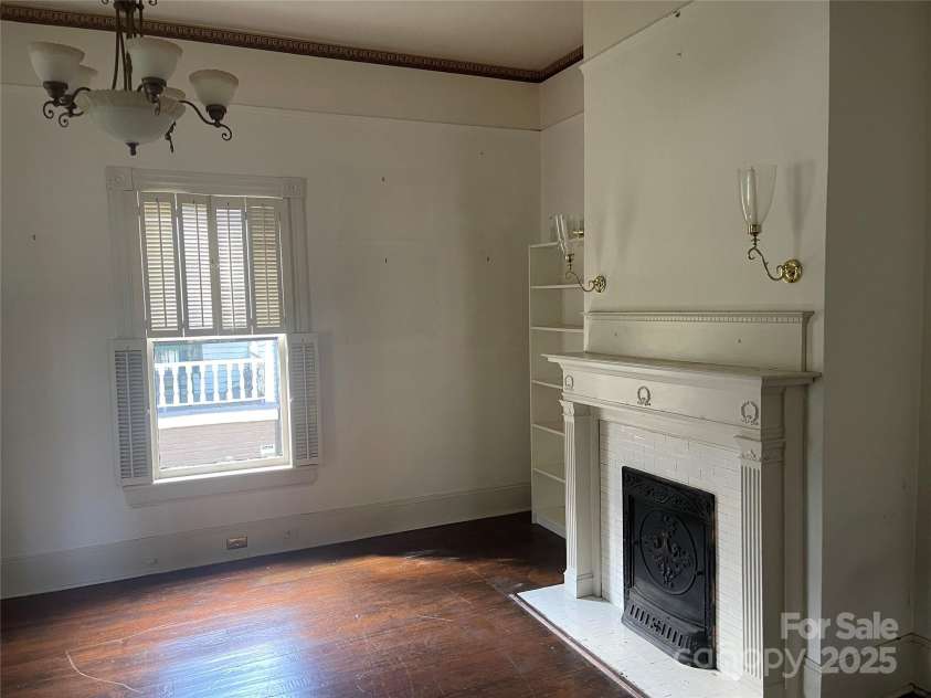 500 Council Street, Salisbury, NC 28144.  MLS# CAR4252567, YatesRealty ID 11353. 