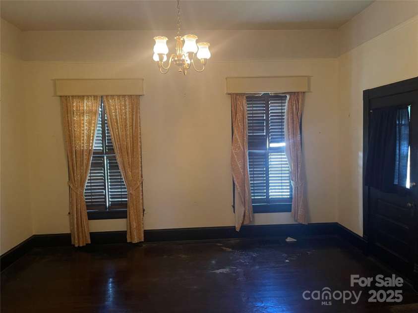 500 Council Street, Salisbury, NC 28144.  MLS# CAR4252567, YatesRealty ID 11353. 