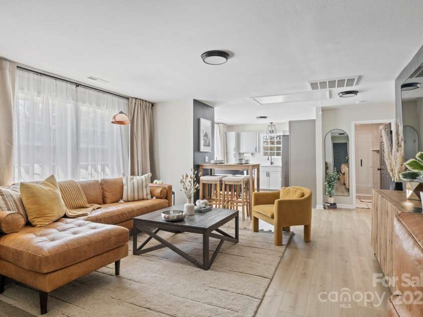 192 Duckworth Avenue, Brevard, NC 28712.  MLS# CAR4253058, YatesRealty ID 11354. 