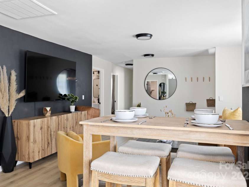 192 Duckworth Avenue, Brevard, NC 28712.  MLS# CAR4253058, YatesRealty ID 11354. 