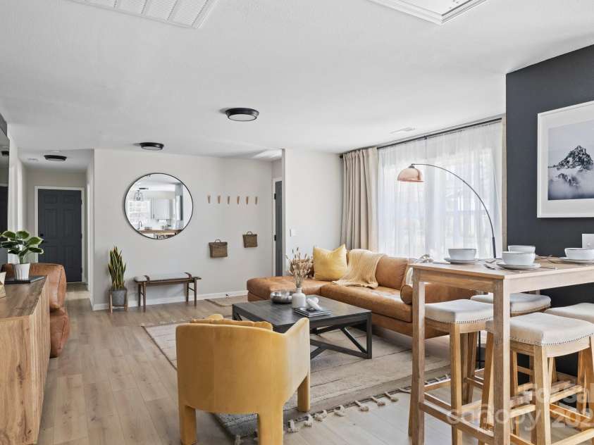 192 Duckworth Avenue, Brevard, NC 28712.  MLS# CAR4253058, YatesRealty ID 11354. 