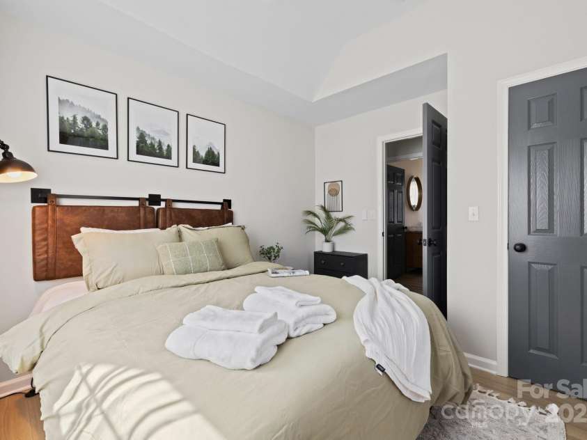 192 Duckworth Avenue, Brevard, NC 28712.  MLS# CAR4253058, YatesRealty ID 11354. 