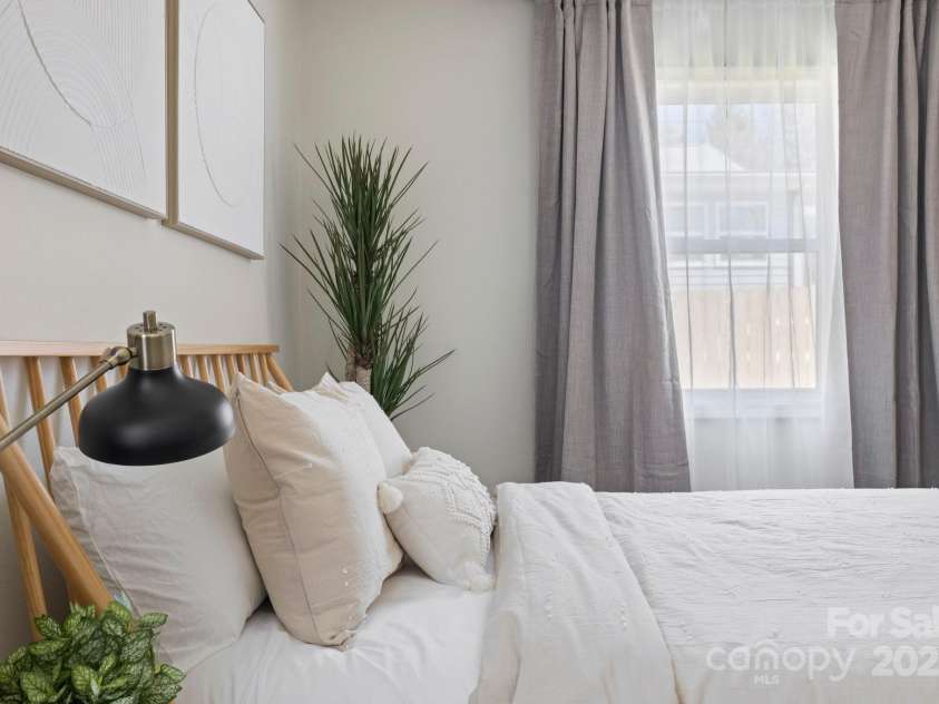 192 Duckworth Avenue, Brevard, NC 28712.  MLS# CAR4253058, YatesRealty ID 11354. 