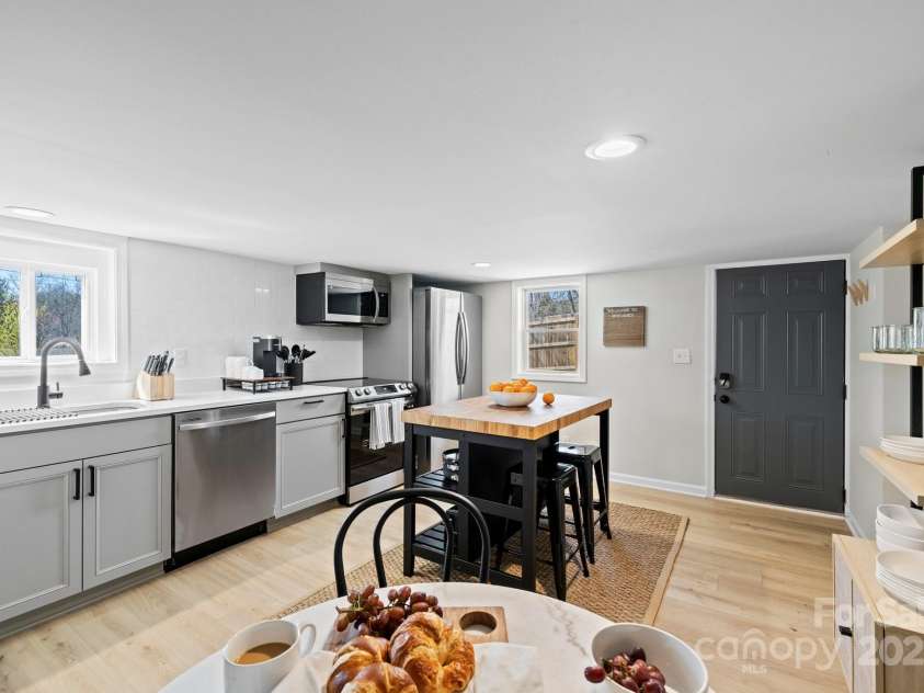 192 Duckworth Avenue, Brevard, NC 28712.  MLS# CAR4253058, YatesRealty ID 11354. 