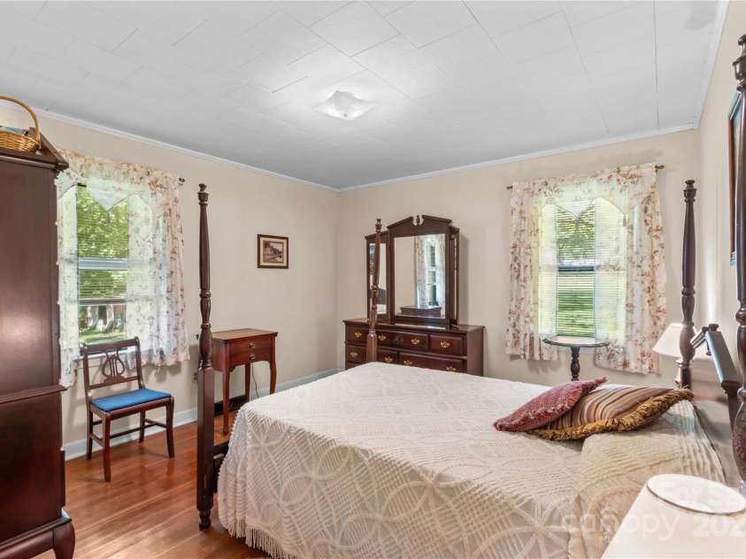 265 Rocky River Road, Mooresville, NC 28115.  MLS# CAR4313761, YatesRealty ID 11354. 