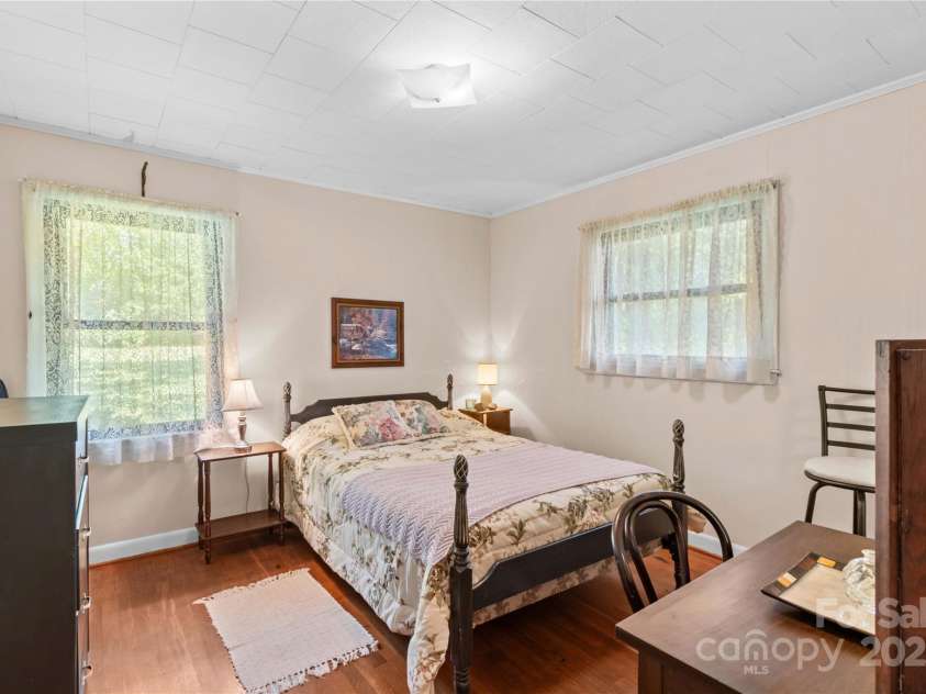 265 Rocky River Road, Mooresville, NC 28115.  MLS# CAR4313761, YatesRealty ID 11354. 