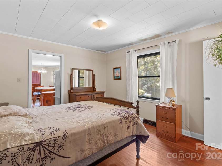 265 Rocky River Road, Mooresville, NC 28115.  MLS# CAR4313761, YatesRealty ID 11354. 