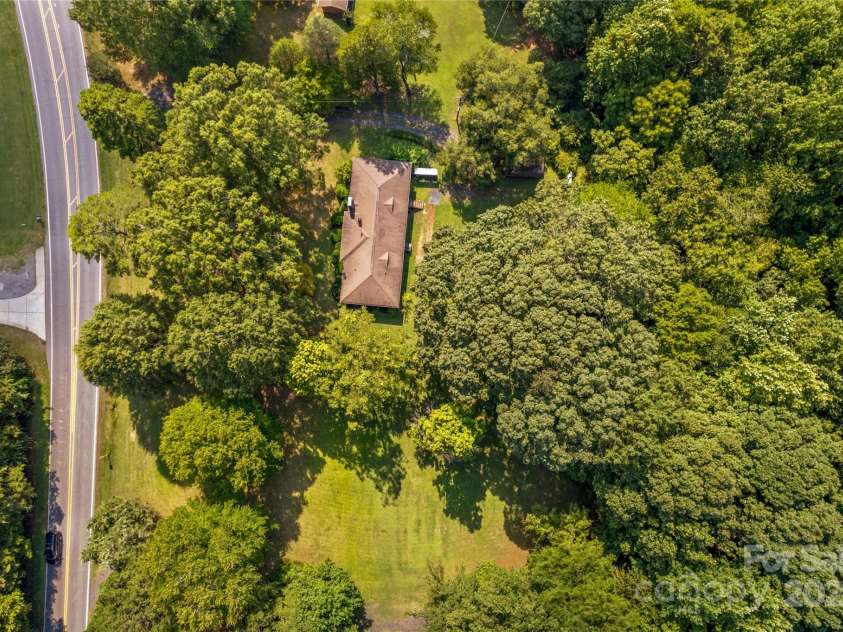 265 Rocky River Road, Mooresville, NC 28115.  MLS# CAR4313761, YatesRealty ID 11354. 