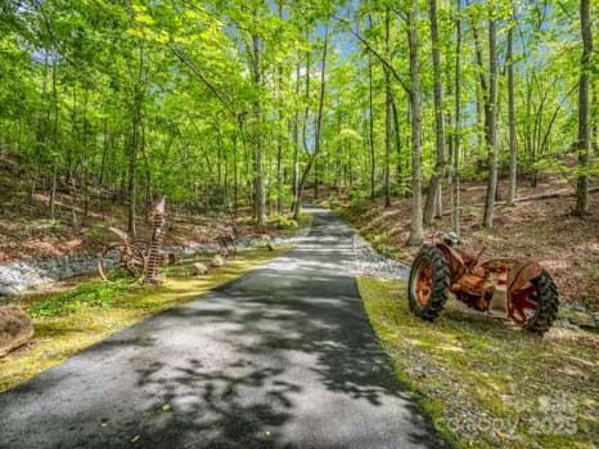 323 Acorn Lane, Rutherfordton, NC 28139.  MLS# CAR4254615, YatesRealty ID 11355. 