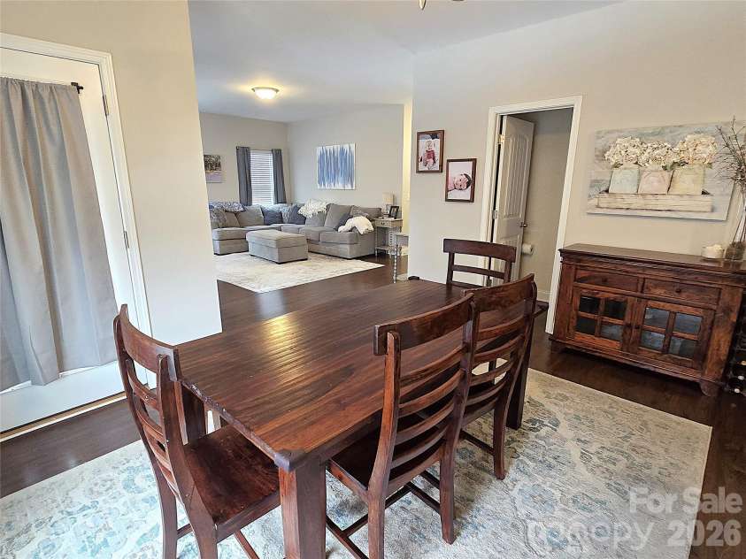5177 Oak Circle, Granite Falls, NC 28630.  MLS# CAR4339969, YatesRealty ID 11355. 
