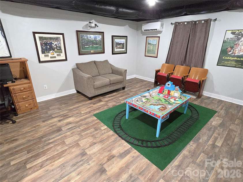 5177 Oak Circle, Granite Falls, NC 28630.  MLS# CAR4339969, YatesRealty ID 11355. 