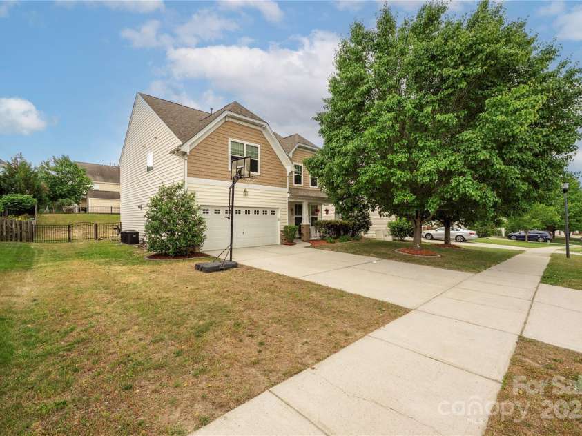 9159 Marasol Lane, Concord, NC 28027.  MLS# CAR4254541, YatesRealty ID 11356. 