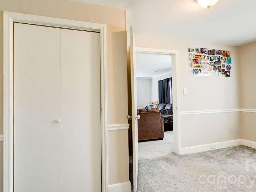 312 & 314 Charlotte Avenue, Mount Holly, NC 28120.  MLS# CAR4358116, YatesRealty ID 11357. 