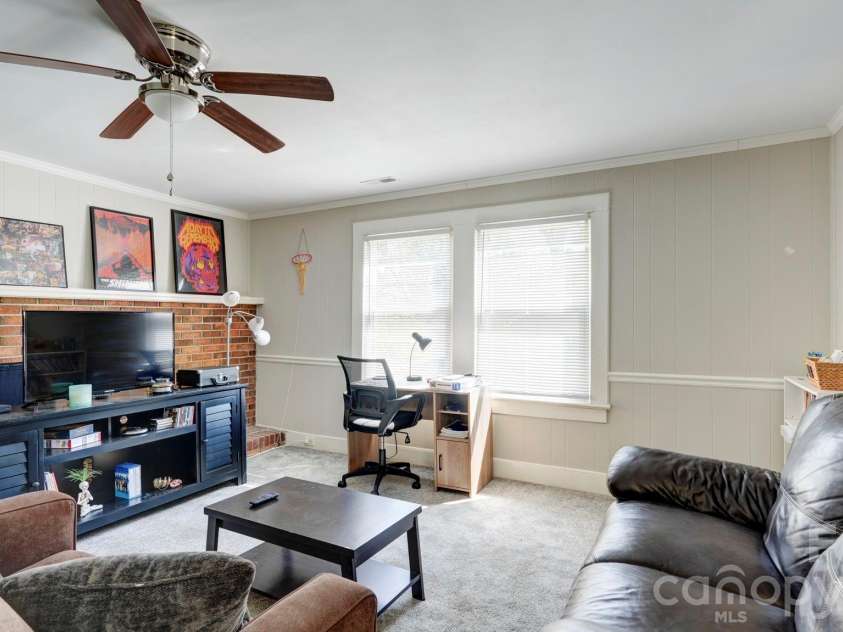 312 & 314 Charlotte Avenue, Mount Holly, NC 28120.  MLS# CAR4358116, YatesRealty ID 11357. 
