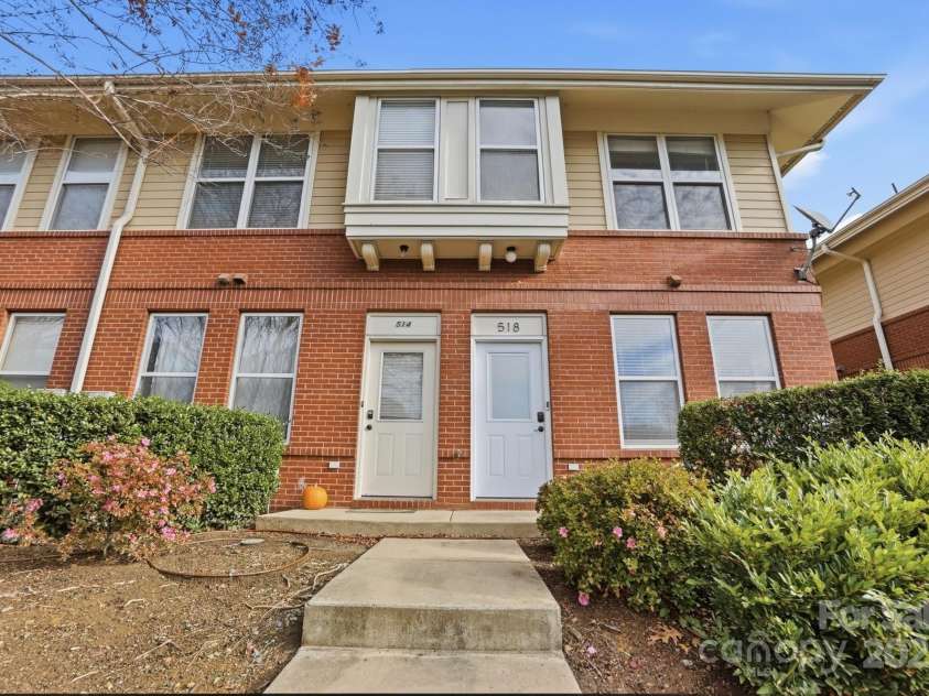 518 9th Street, Charlotte, NC 28202.  MLS# CAR4328040, YatesRealty ID 11358. 