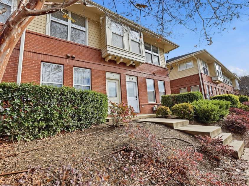 518 9th Street, Charlotte, NC 28202.  MLS# CAR4328040, YatesRealty ID 11358. 