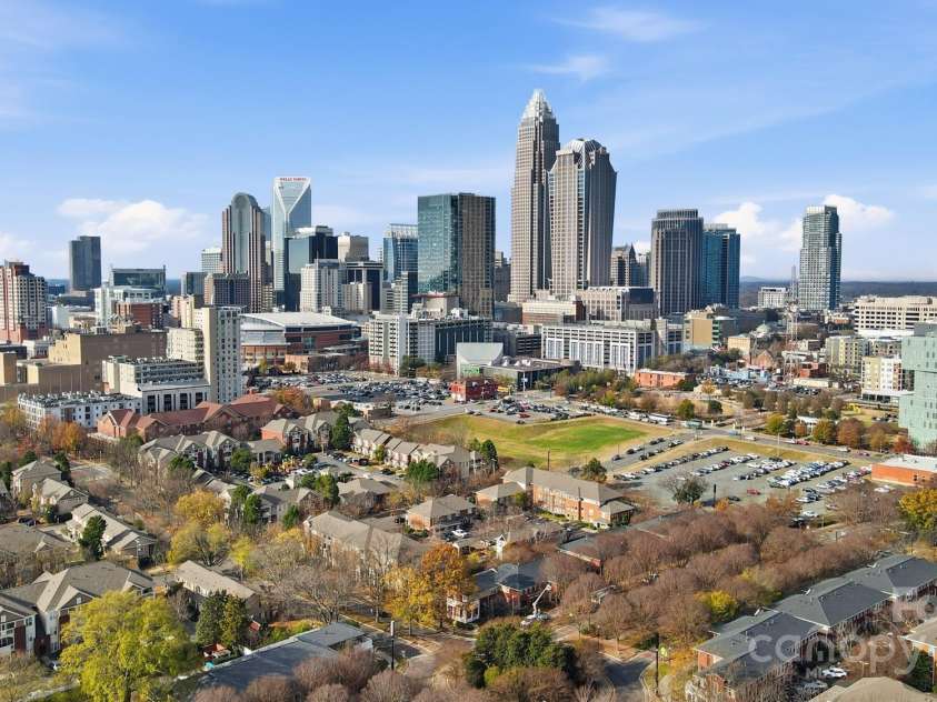 518 9th Street, Charlotte, NC 28202.  MLS# CAR4328040, YatesRealty ID 11358. 