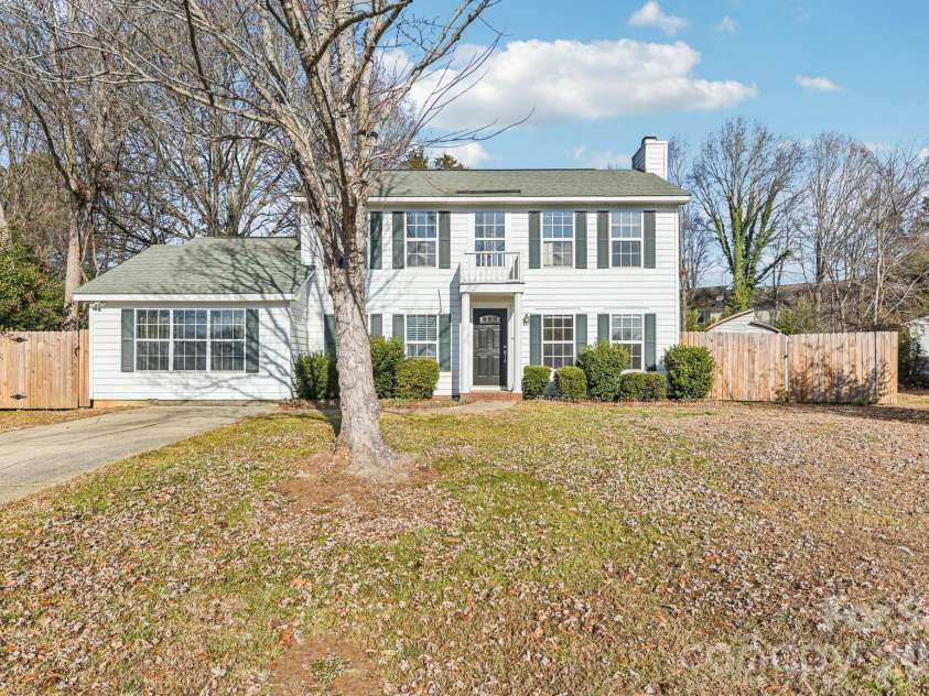 7106 Spring Creek Lane, Charlotte, NC 28273.  MLS# CAR4334554, YatesRealty ID 11359. 