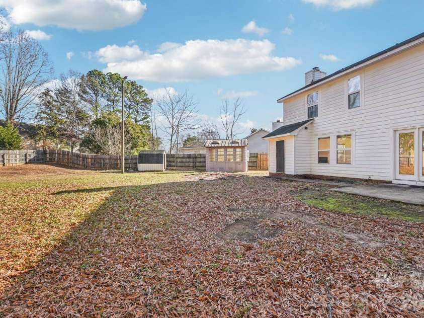 7106 Spring Creek Lane, Charlotte, NC 28273.  MLS# CAR4334554, YatesRealty ID 11359. 