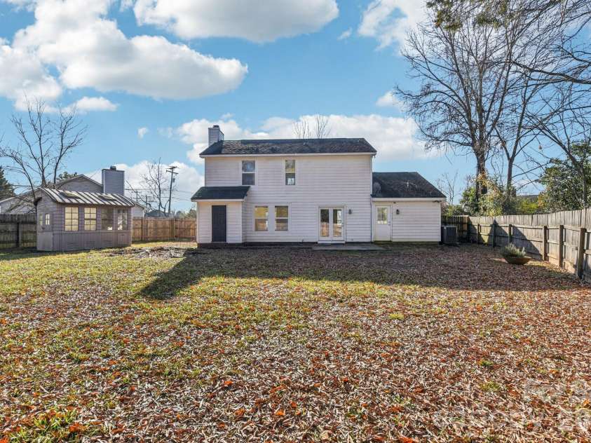 7106 Spring Creek Lane, Charlotte, NC 28273.  MLS# CAR4334554, YatesRealty ID 11359. 