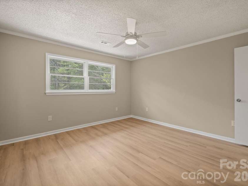 624 Flicker Street, Concord, NC 28027.  MLS# CAR4363583, YatesRealty ID 11360. 