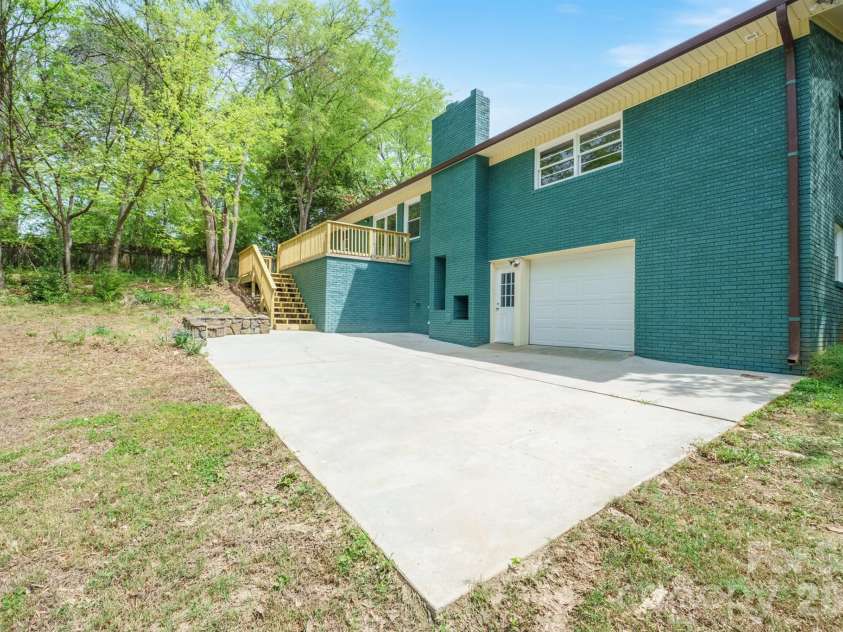 624 Flicker Street, Concord, NC 28027.  MLS# CAR4363583, YatesRealty ID 11360. 