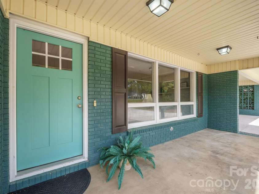 624 Flicker Street, Concord, NC 28027.  MLS# CAR4363583, YatesRealty ID 11360. 