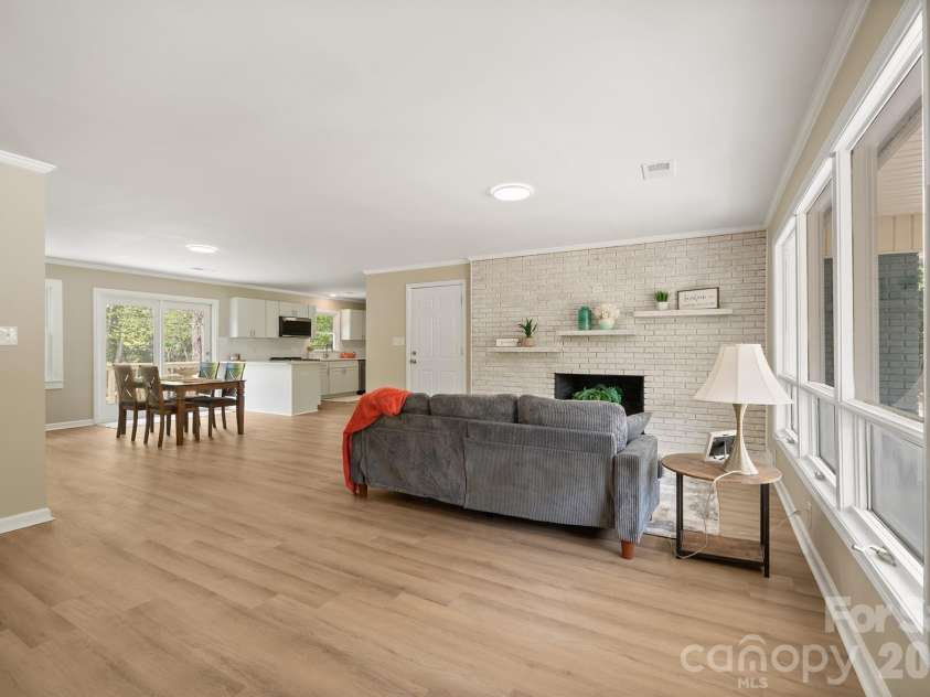 624 Flicker Street, Concord, NC 28027.  MLS# CAR4363583, YatesRealty ID 11360. 