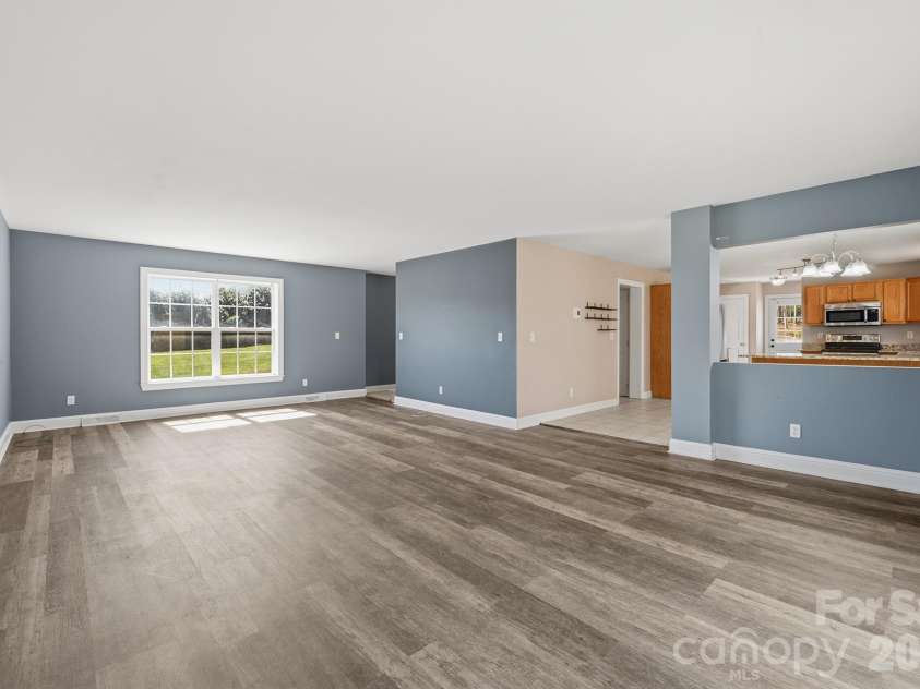 193 Red Hawk Lane, Olin, NC 28660.  MLS# CAR4361213, YatesRealty ID 11361. 