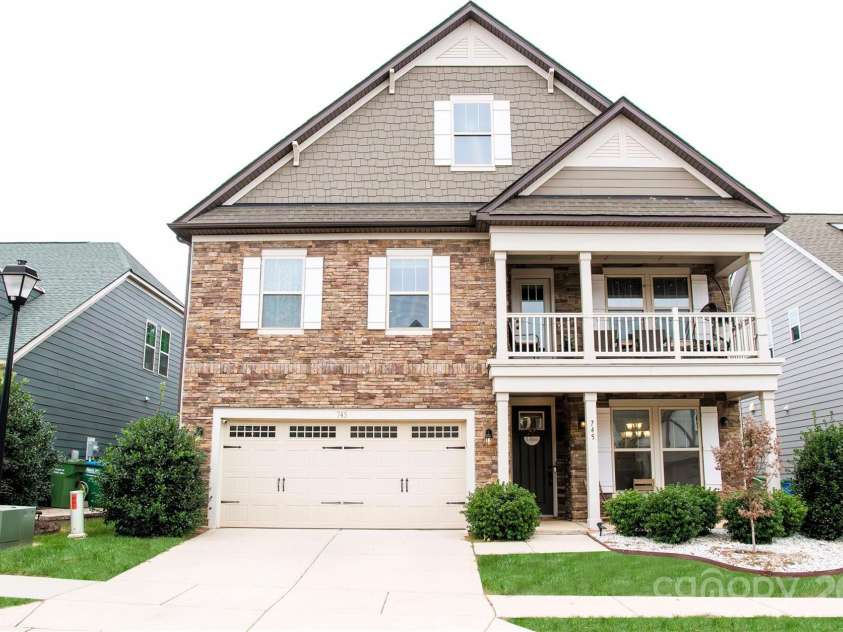 745 Garrett Green Way, Fort Mill, SC 29715.  MLS# CAR4256663, YatesRealty ID 11361. 