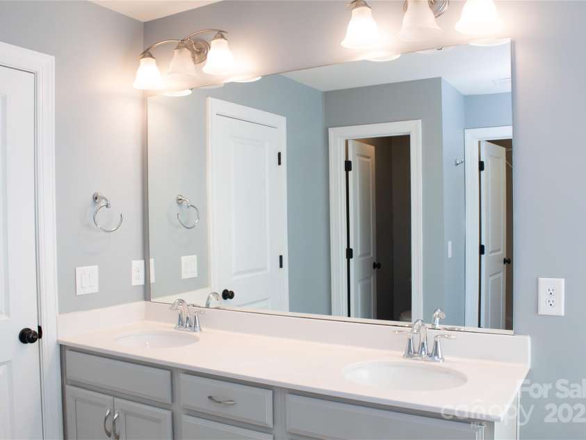 745 Garrett Green Way, Fort Mill, SC 29715.  MLS# CAR4256663, YatesRealty ID 11361. 