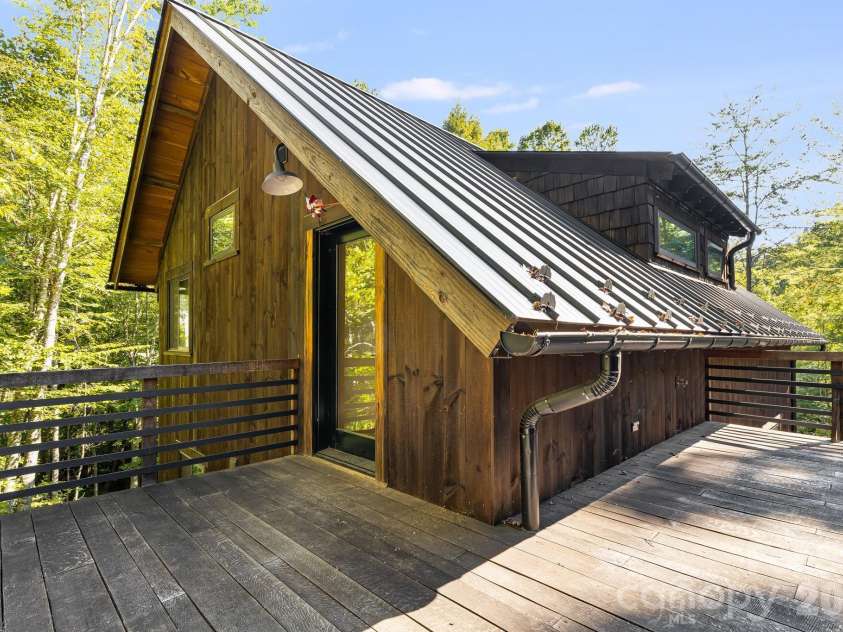 39 Bent Creek Preserve Road, Asheville, NC 28806.  MLS# CAR4359844, YatesRealty ID 11362. 