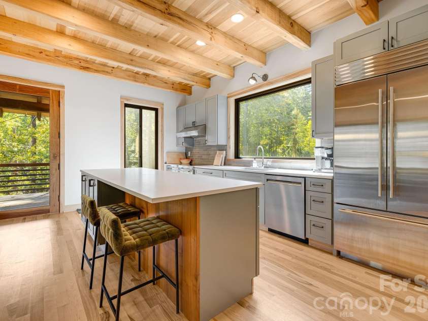 39 Bent Creek Preserve Road, Asheville, NC 28806.  MLS# CAR4359844, YatesRealty ID 11362. 