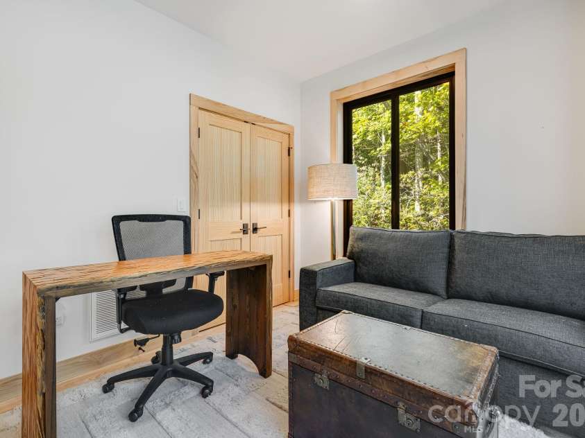 39 Bent Creek Preserve Road, Asheville, NC 28806.  MLS# CAR4359844, YatesRealty ID 11362. 