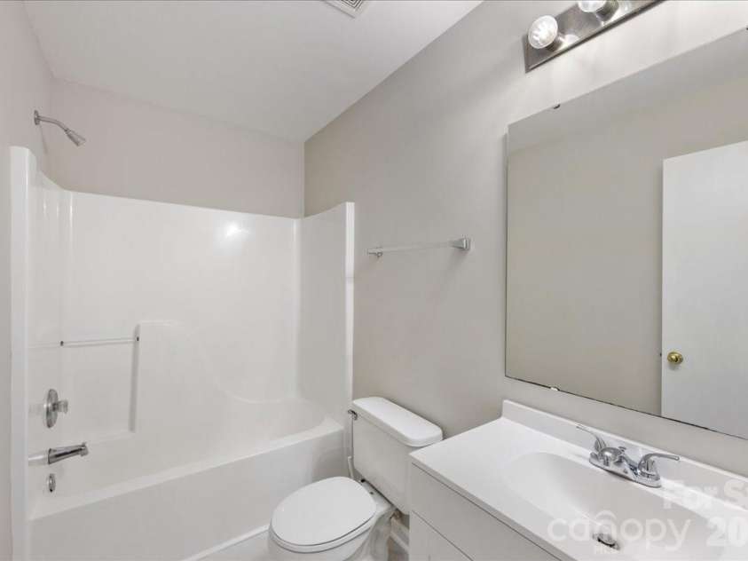 2872 Signal Court, Concord, NC 28025.  MLS# CAR4347290, YatesRealty ID 11363. 