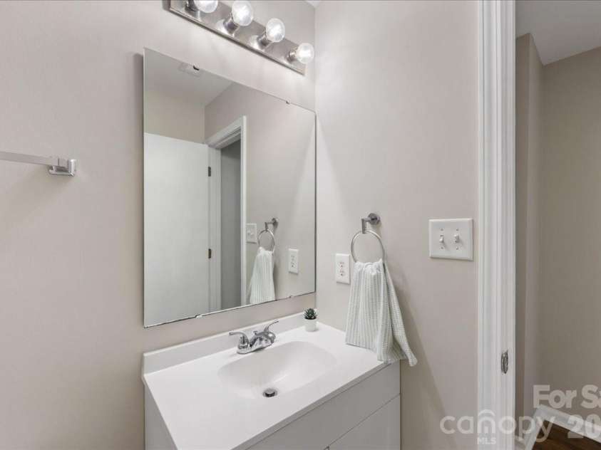 2872 Signal Court, Concord, NC 28025.  MLS# CAR4347290, YatesRealty ID 11363. 