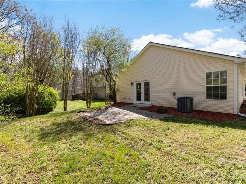 2872 Signal Court, Concord, NC 28025.  MLS# CAR4347290, YatesRealty ID 11363. 