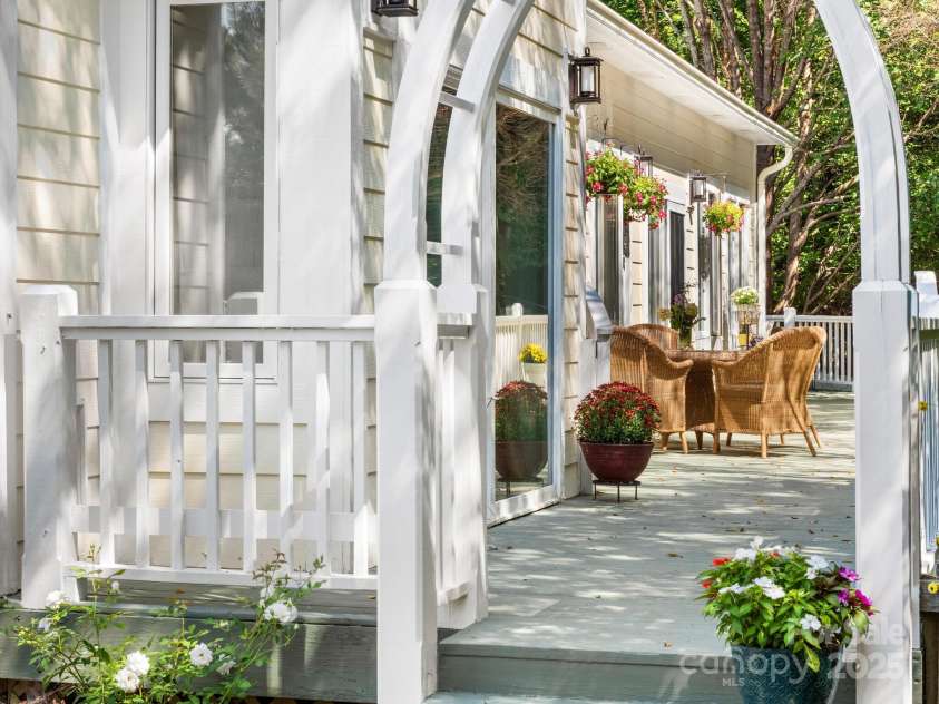 80 Ivy Cove Road, Fairview, NC 28730.  MLS# CAR4249223, YatesRealty ID 11363. 