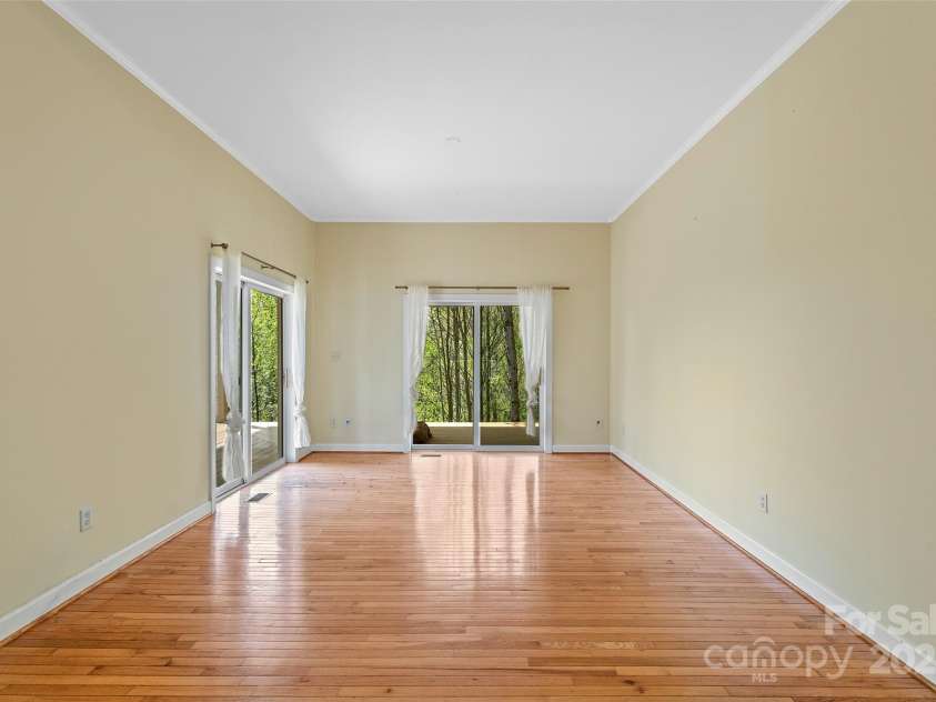 80 Ivy Cove Road, Fairview, NC 28730.  MLS# CAR4249223, YatesRealty ID 11363. 