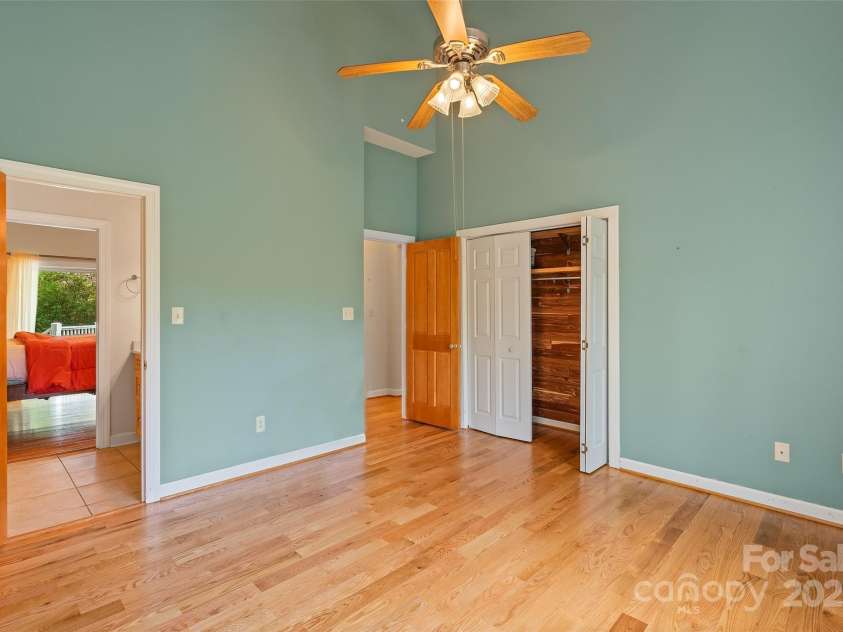 80 Ivy Cove Road, Fairview, NC 28730.  MLS# CAR4249223, YatesRealty ID 11363. 