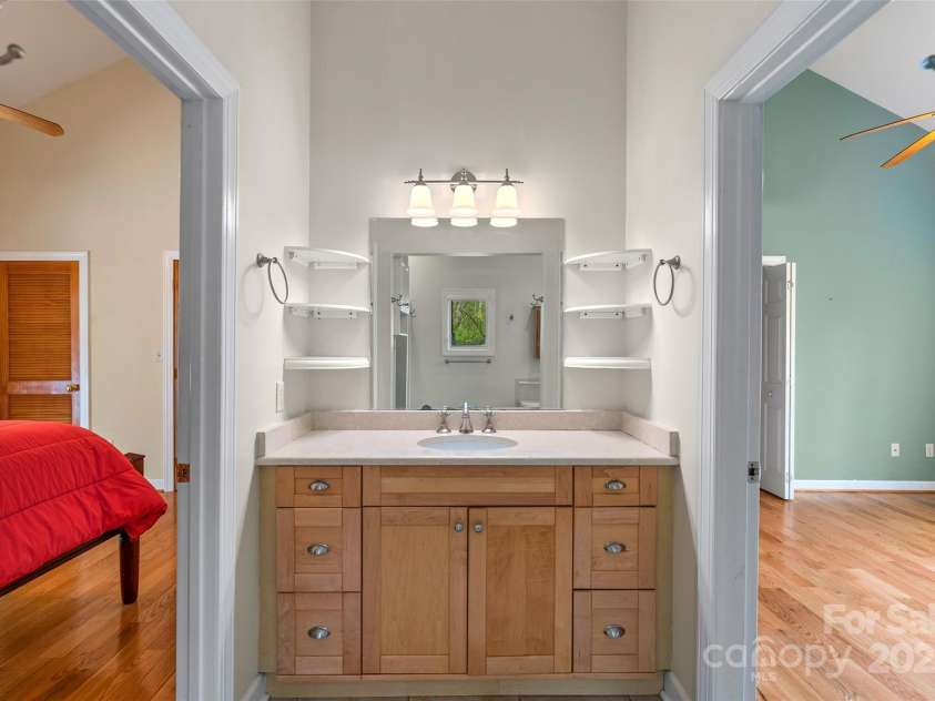 80 Ivy Cove Road, Fairview, NC 28730.  MLS# CAR4249223, YatesRealty ID 11363. 